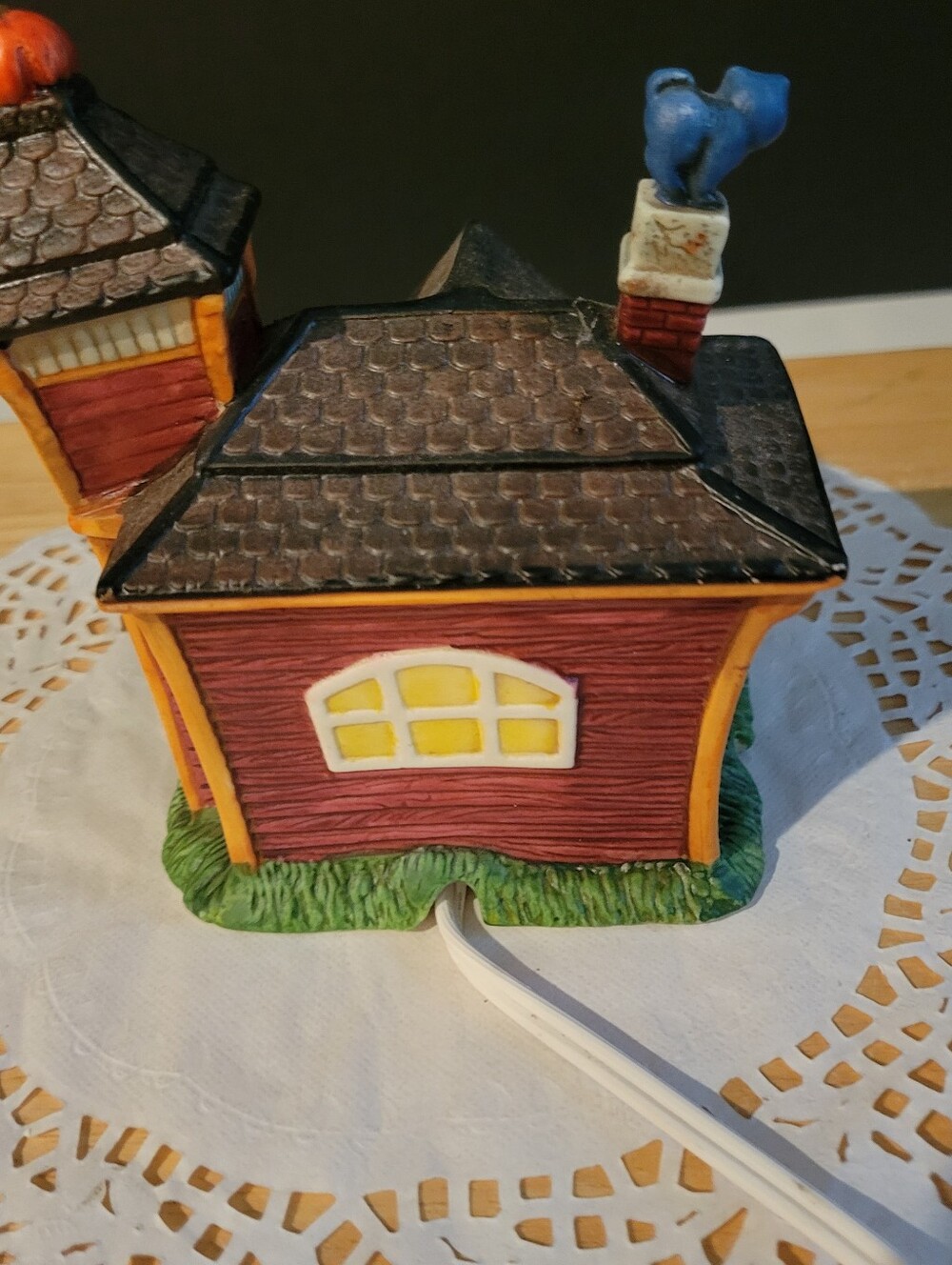 Unbranded Light-Up Halloween House Ghosts 4" Tested - Picture 6 of 7